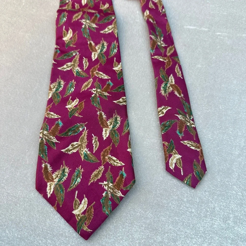 D Dann's Mens Silk Tie Wine Purple Burgundy Leaf Pattern 55